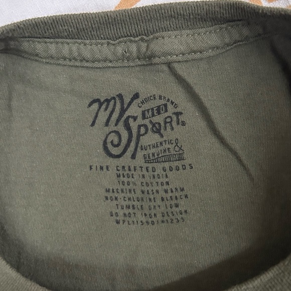 MV Sport Camelback Mountain Green Medium Shirt - Picture 3 of 3